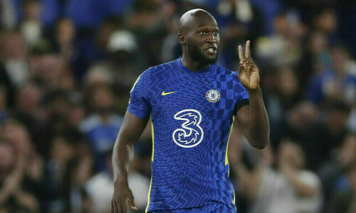 Lukaku banned for one match after Fiorentina marching orders