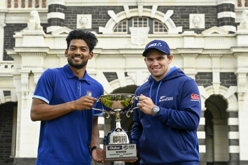 New Zealand turn to fresh talent for Bangladesh series