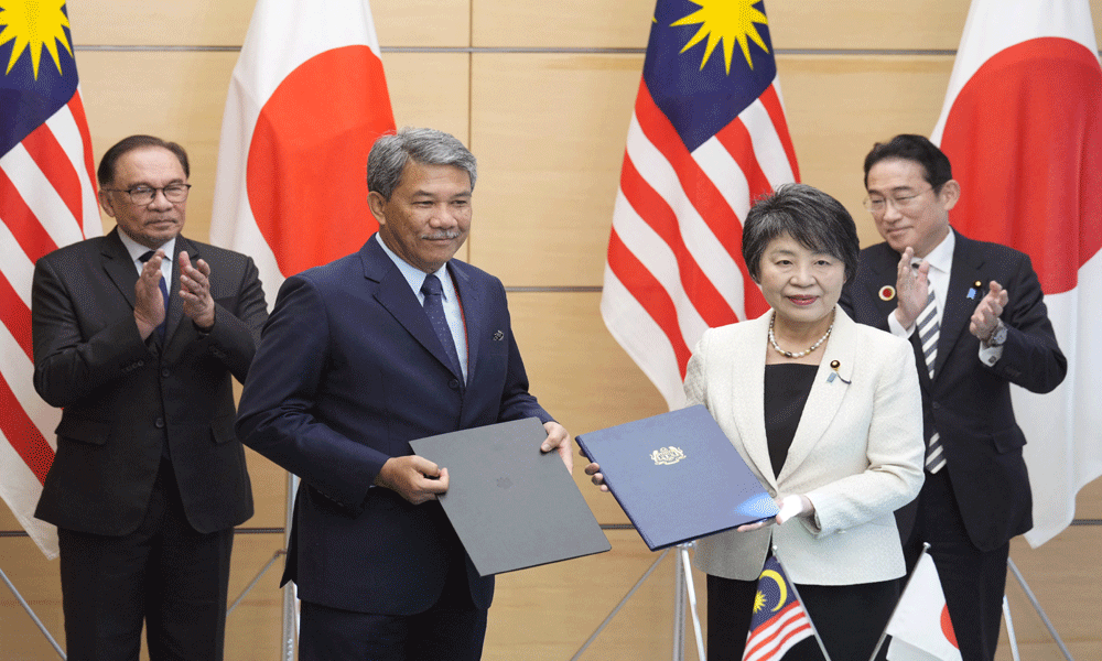 Japan and Malaysia sign $2.8mn maritime security assistance deal
