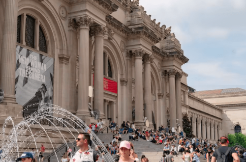 New York&rsquo;s Met museum returns Southeast Asian artifacts tied to looting