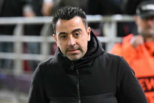 Barca &lsquo;give away&rsquo; points at Valencia, Atletico stumble