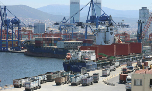 Abu Dhabi nears deal to buy stake in Turkish port: sources