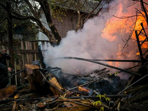 Russian strikes kill 4 in Ukraine&rsquo;s Kherson