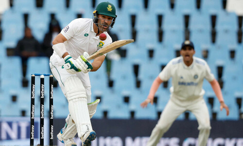 Veteran Elgar and new cap Bedingham put South Africa ahead against India