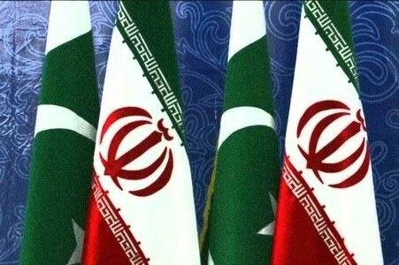 Pakistan, Iran foreign ministers discuss bilateral, regional issues