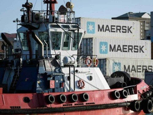 Maersk continues to schedule Suez journeys despite Houthi attack