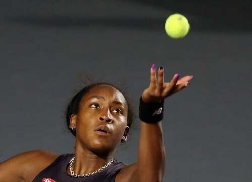Gauff marches on with dominant win in Auckland