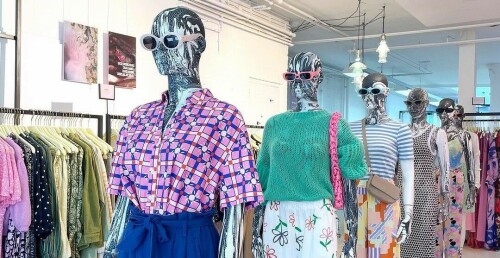 Amsterdam &lsquo;fashion library&rsquo; takes aim at clothes waste