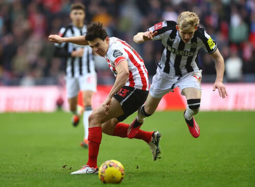 Howe wants misfiring Newcastle to use Sunderland win as launch pad