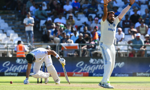 Cape Town pitch rated &lsquo;unsatisfactory&rsquo; after speedy India win