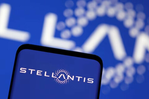 Stellantis to invest in French sodium-ion battery maker for EV output