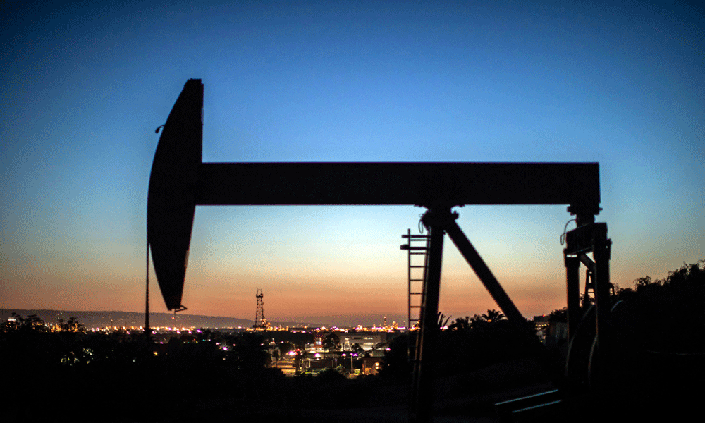 Oil rises 3% as some tankers avoid Red Sea after strikes