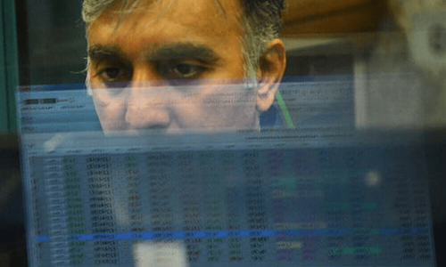KSE-100 closes 368 points lower as selling persists