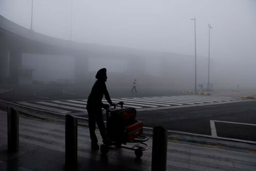 Cold wave in north India disrupts flights for fourth day