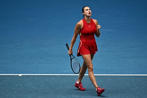 No handshakes as Sabalenka downs Ukraine&rsquo;s Tsurenko in third round