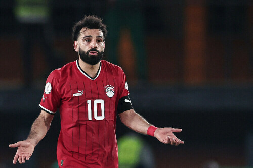 Salah&rsquo;s injury must be significant if he needed to go off, says Klopp