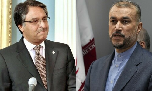 Ready to work on all issues based on spirit of mutual trust, FM Jilani tells Iranian counterpart