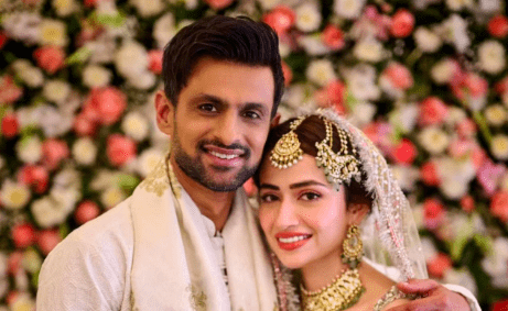Former cricket captain Shoaib Malik ties knot with actor Sana Javed