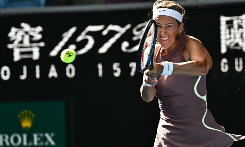Azarenka thriving on the challenge at Australian Open