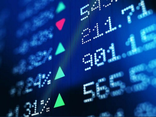 UK stocks under pressure as earnings disappoint