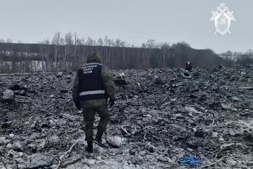 Uncertainty hangs over Russia&rsquo;s account of plane crash