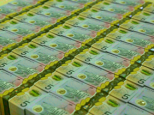Australian dollar slips, bonds rally as inflation rate takes a dive Australian dollar slips, bonds rally as inflation rate takes a dive