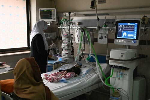 Child pneumonia spikes in Pakistan&rsquo;s smoggy winter
