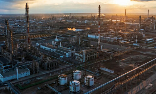 Ukraine hits Russia&rsquo;s Volgograd oil refinery in latest drone attack: source