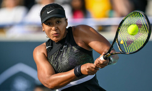 Osaka falls at first hurdle in Abu Dhabi