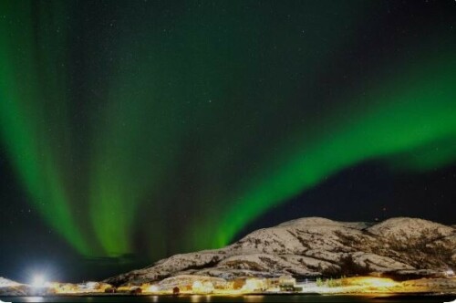 For China&rsquo;s new globetrotters, group tours are out and Northern Lights are in