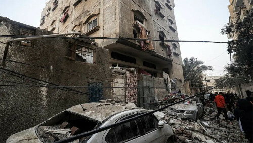 Aid groups warn of Rafah &lsquo;bloodbath&rsquo; if Israel advances