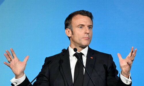 Macron tells Netanyahu Gaza operations must &lsquo;cease&rsquo;, death toll &lsquo;intolerable&rsquo;