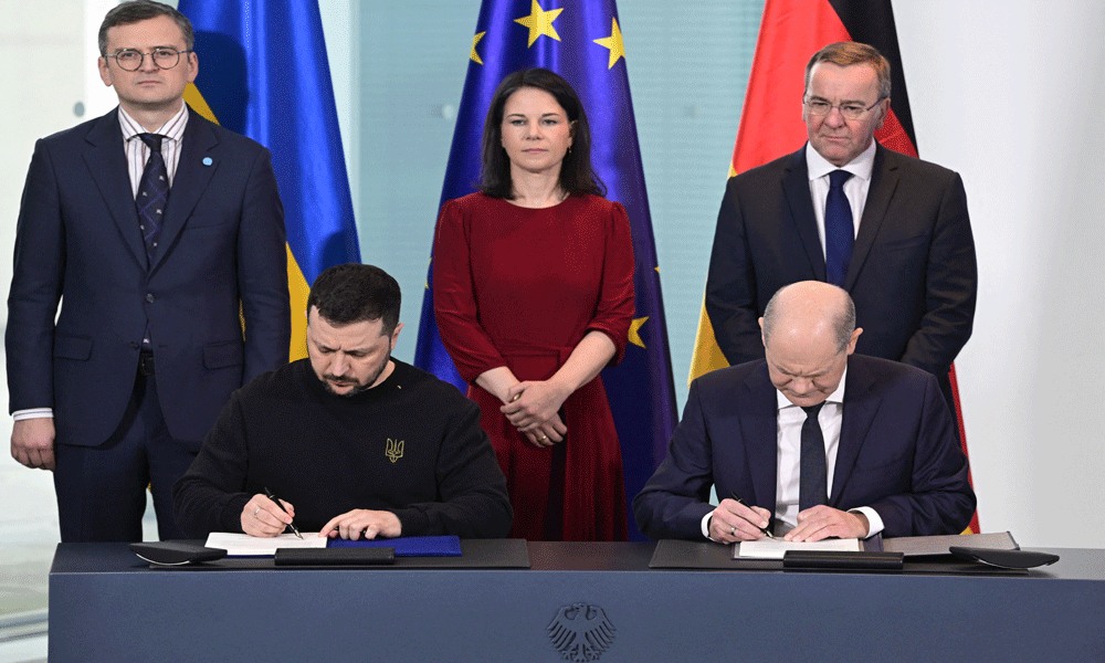 Zelensky signs &lsquo;historic&rsquo; security pact with Germany