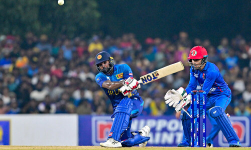 Sri Lanka out for 160 after late collapse against Afghans