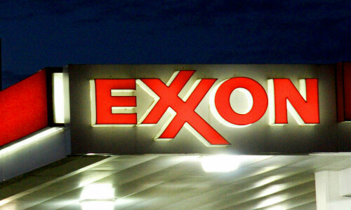 Wave of deals puts US shale oil back in focus