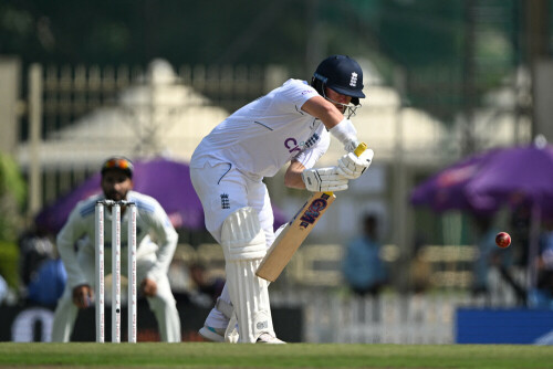 England 112-5 after Indian debutant Deep takes three wickets
