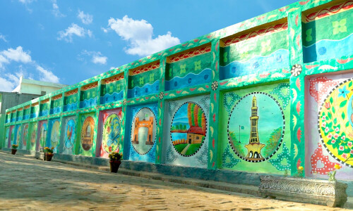AkzoNobel transforms Mustafabad with power of colour