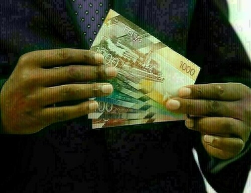 Kenyan shilling steady, seen gaining as banks unwind positions Kenyan shilling steady, seen gaining as banks unwind positions
