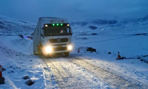 NLC facilitates movement of Chinese vehicle amid heavy snowfall