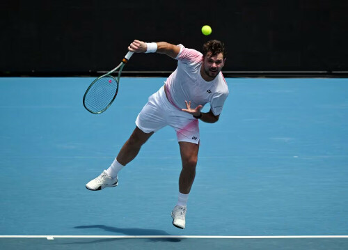 Gael Monfils soars, Wawrinka Czechs out at Indian Wells
