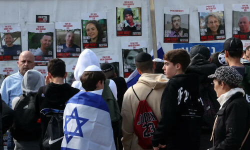 Israel says Mossad, CIA chiefs met Friday to &lsquo;advance&rsquo; hostage release deal