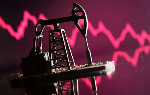 Oil rises on Russian refinery attacks, signs of strong demand