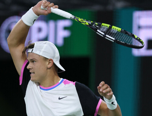 Holger Rune battles past Fritz to set up Medvedev showdown at Indian Wells