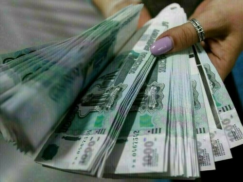 Russian rouble steadies, boosted by strong oil and upcoming taxes