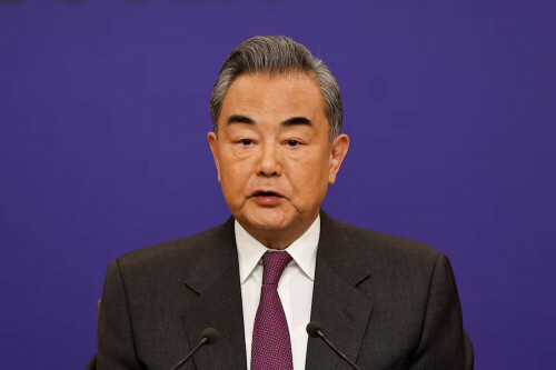 China&rsquo;s Wang Yi has &lsquo;big picture&rsquo; talks with former Australia PM Keating