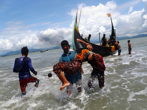Indonesia rescuers save 69 Rohingya refugees after boat capsizes