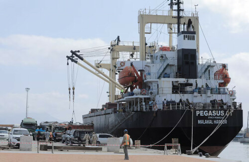 Somali pirates&rsquo; return adds to crisis for global shipping companies