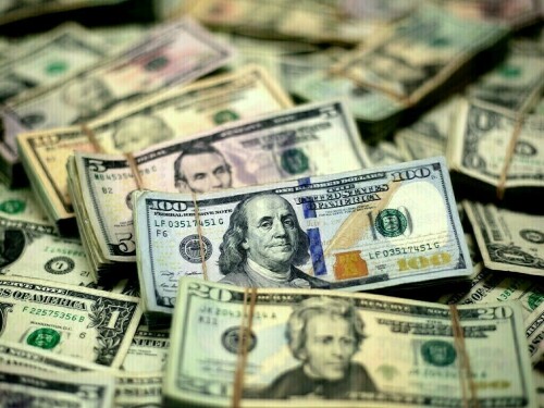 Intervention threat curbs dollar&rsquo;s ascent towards new high on the yen