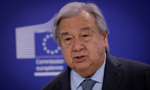 UN agency a &lsquo;lifeline of hope&rsquo; for Palestinians: Guterres