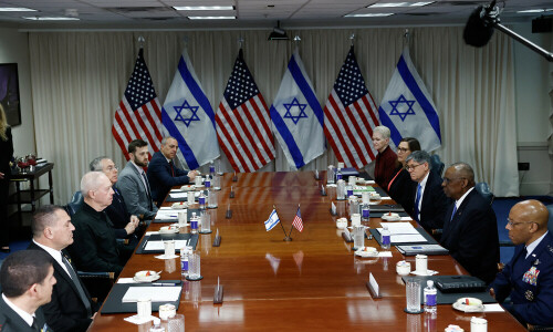 US defense chief to Israel counterpart: Gaza toll &lsquo;too high&rsquo;